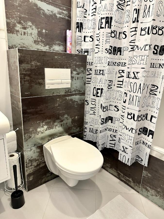 Oskar Wilde Apartment Stará ľubovňa Bagian luar foto